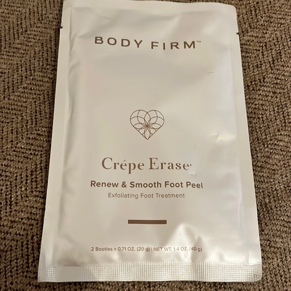 Crepe Erase -renew & smooth foot peel